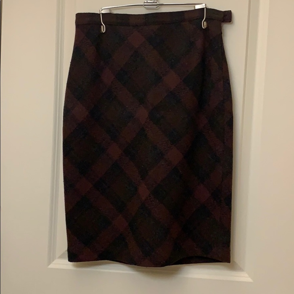 Plaid pencil skirt